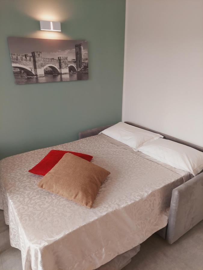 Residenza Delizia Camere & Appartamenti "Residenze Del Cuore" Verona Exterior foto