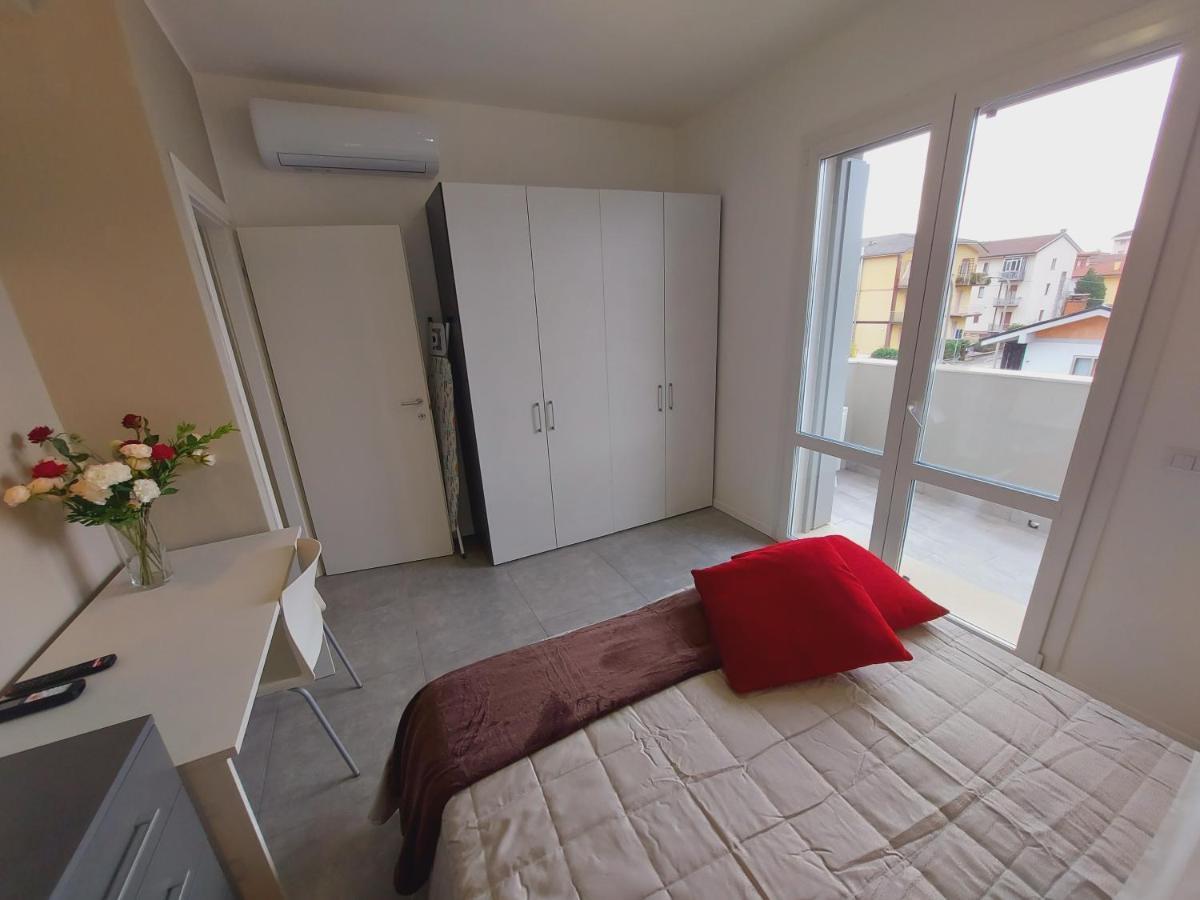 Residenza Delizia Camere & Appartamenti "Residenze Del Cuore" Verona Exterior foto